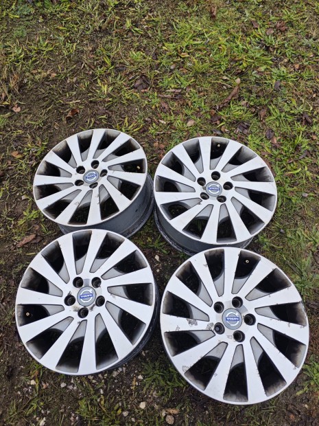 Volvo gyri alufelni 17