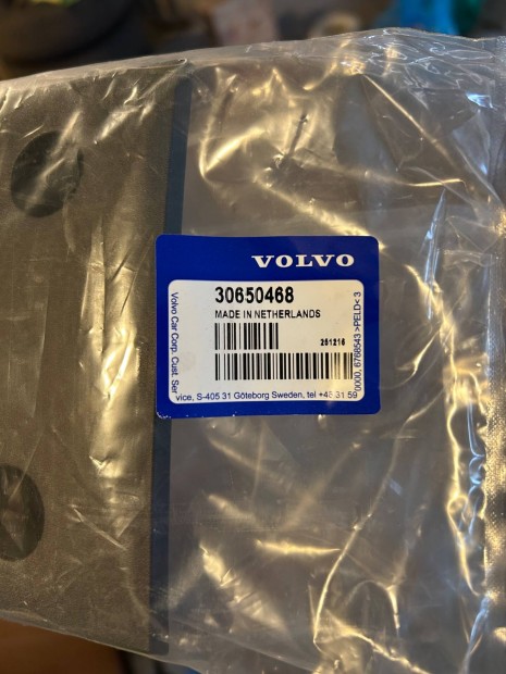 Volvo motor burkolat (szelepfed�l burkolat)