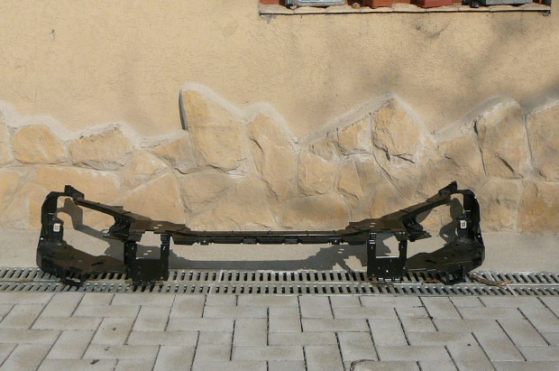 Volvo v40 homlokfal zrhd elad