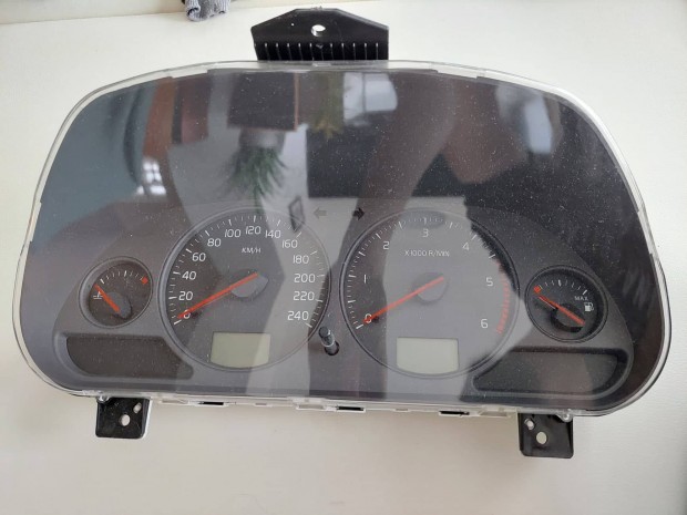 Volvo v40 óracsoport műszercsoport
