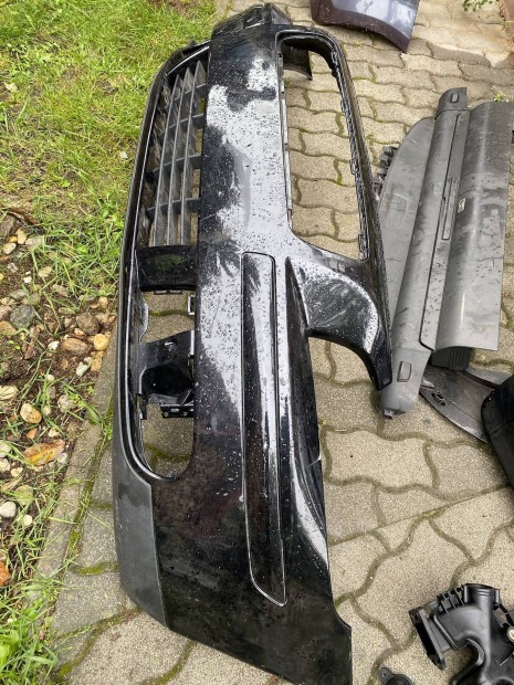 Volvo v50 fekete facelift eltti els lkhrt