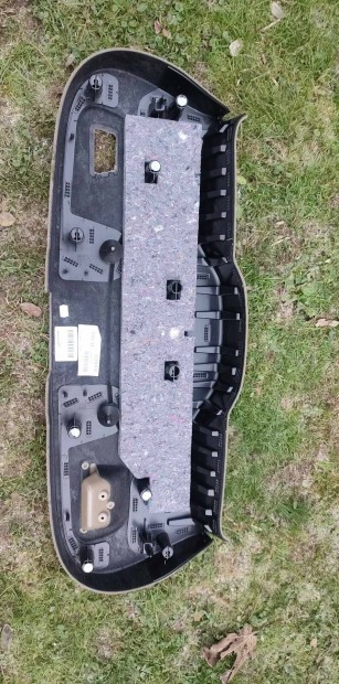 Volvo v60 Csomagtér ajtó takaró müanyag