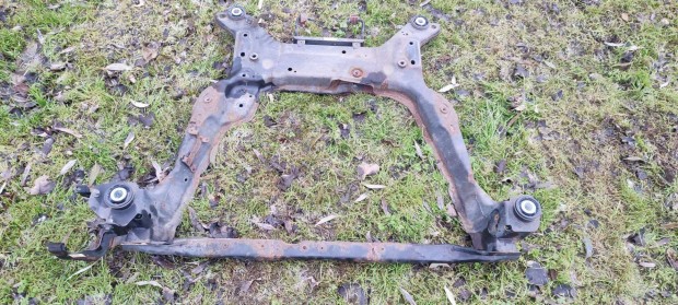 Volvo v60 Motor tartó bölcső