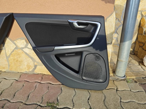 Volvo v60 ajtkrpit 2013-2018