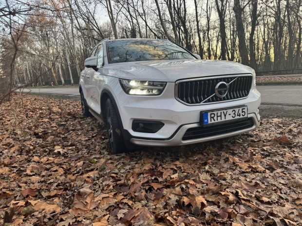 Volvo xc40 (D4} Dzel  full extra 2019 vjrat 