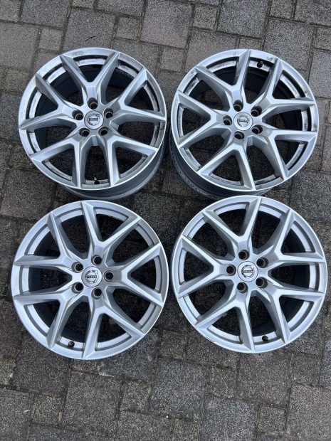 Volvo xc60 Gyári alufelni 7,5j X18H2 ET50,5