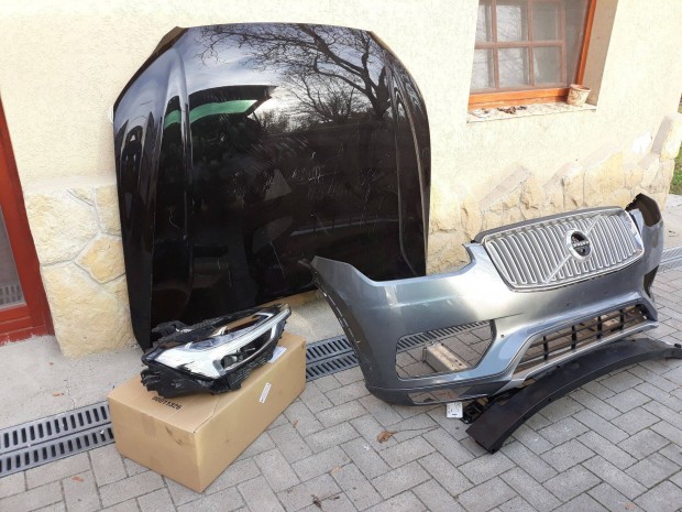Volvo xc60 motorháztető,led,sárvédő,zárhíd.eladó