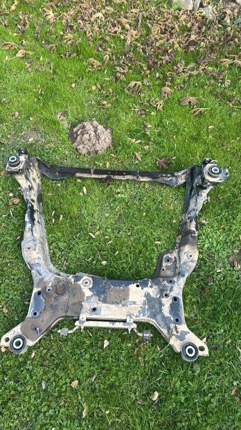 Volvol xc60 motortarto bölcső