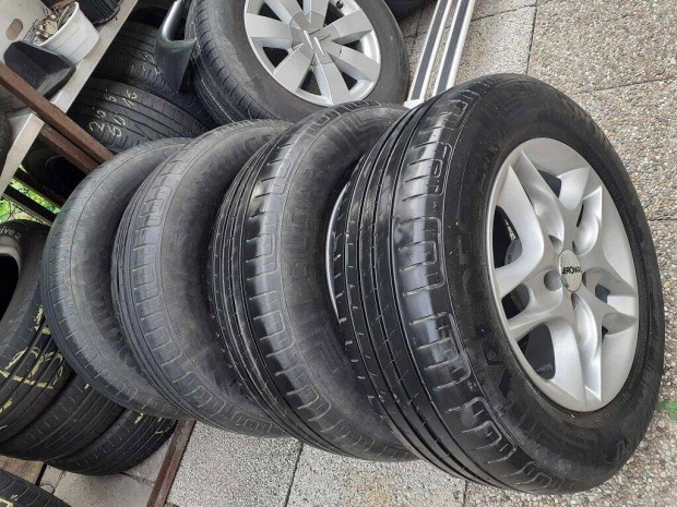 Vredestein 215/65 R15 99H, 215/65r15, 215/65 15. 5x98 felnik