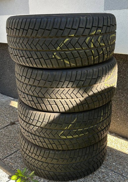 Vredestein 225/45R18