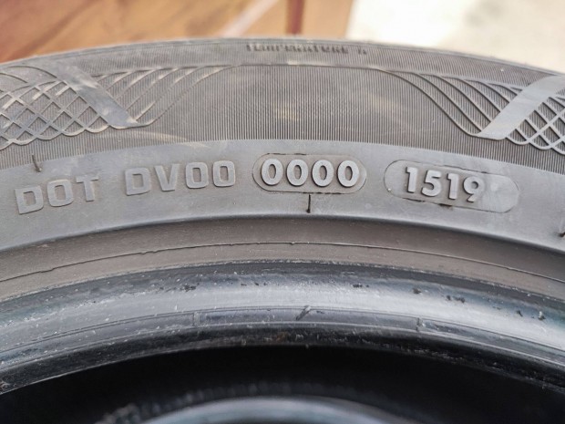 Vredestein 225/55R17 Nyri gumi