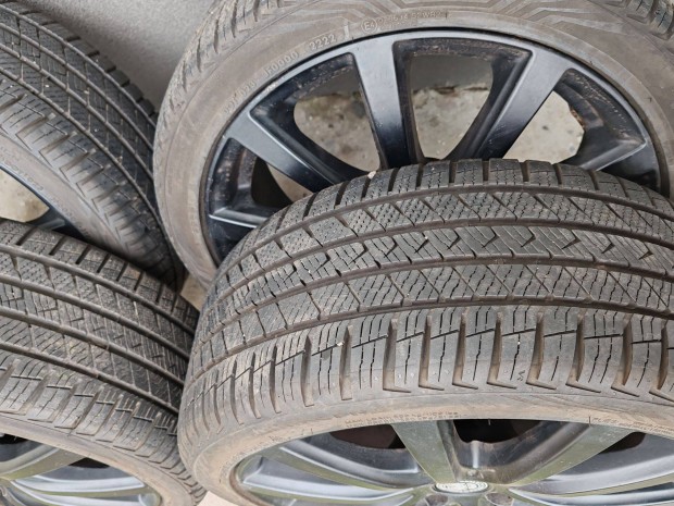 Vredestein Quatrac Pro 205/40 R17 84W M+S gumik (4db)