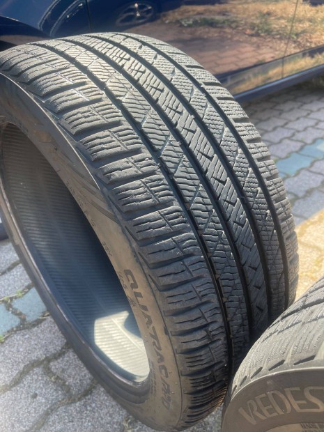Vredestein Quatrac Pro 4 évszakos kétszéles!245/40, 275/35 R19!