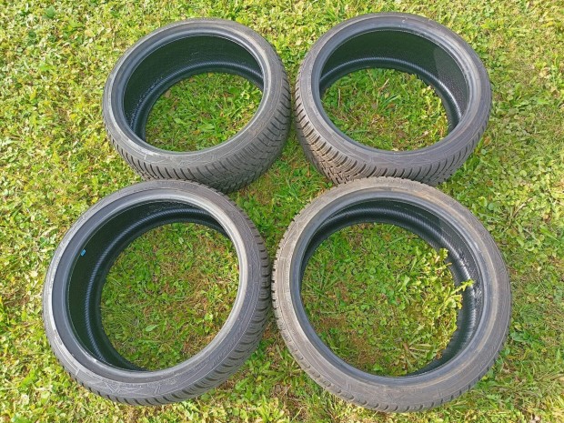 Vredestein Szuper allapotu egyszer hasznalt Teligumi elado