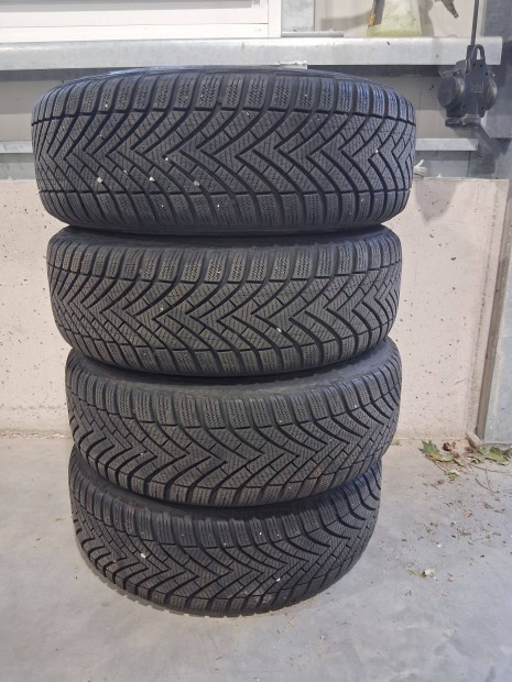 Vredestein Tligumi garnitra, opel lemezfelnin,185/60R15 elad!