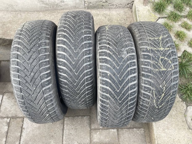 Vredestein Wintrac 195/65 R15 tli gumi
