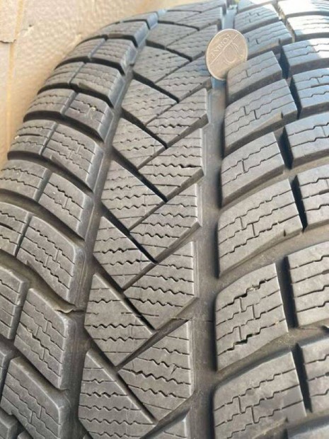 Vredestein Wintrac Pro+ 245/45 R 19" M+S téligumi