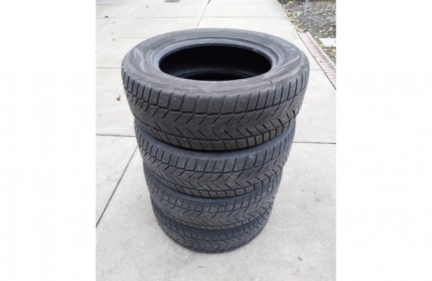 Vredestein gumiabroncs 215/60R16 4db