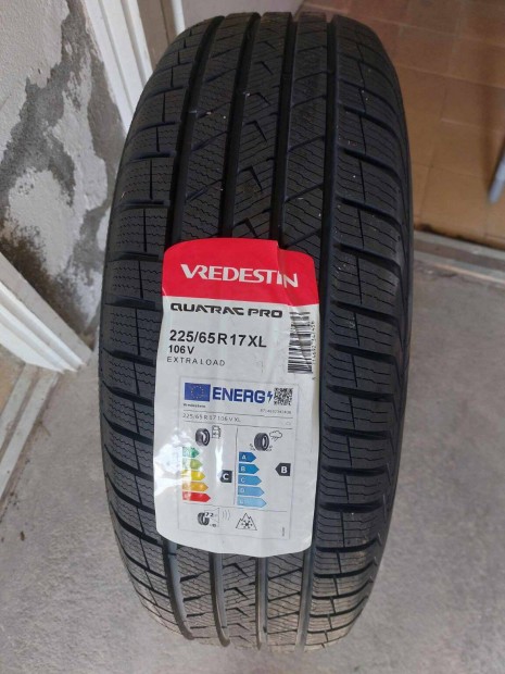 Vredestein ngyvszakos gumi - 225/65R 17