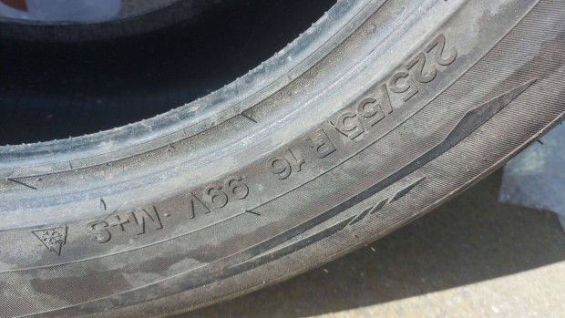 Vredestein téli 255/55R16 gumiabrincsok 4db 79eFt egyben 90%