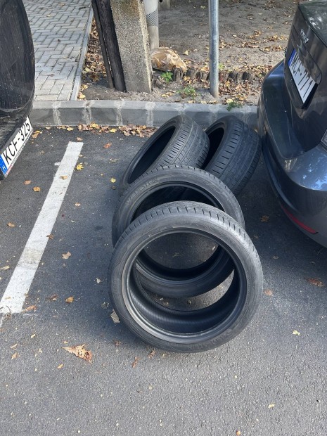 Vredestein ultrac satin 225/45 r17 ny�ri gumi szett