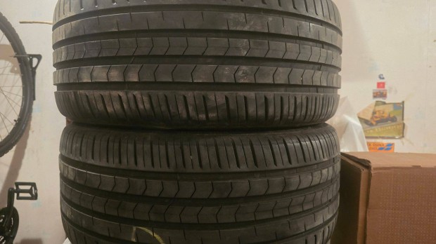 Vredestein ultrac satin 245/40 R18 nyri gumi