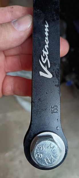 Vstrom kutyacsont + hozz� alak�tott k�z�p �s oldalt�masz