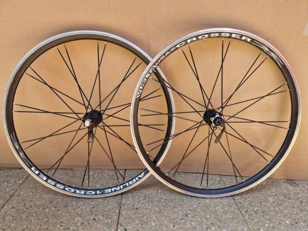 Vuelta Airline Crosser kerékszett