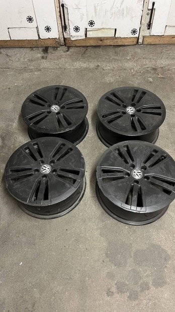 Vw 17" alufelni szett