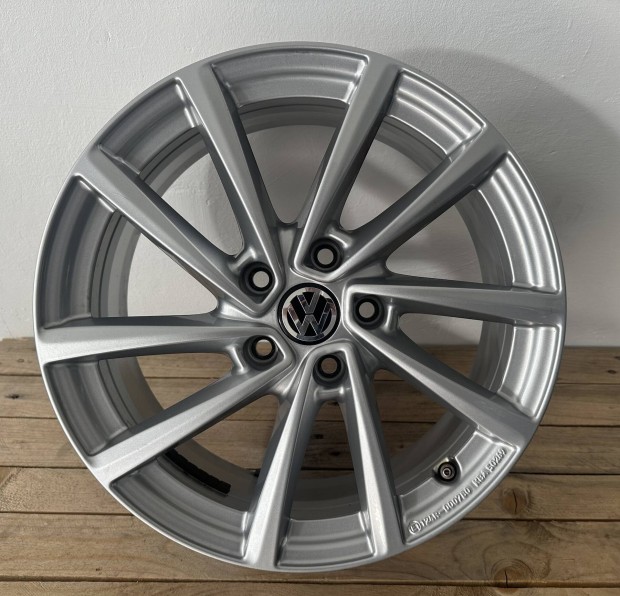 Vw 17es alufelni 5x112 Golf Eos Jetta Caddy Touran