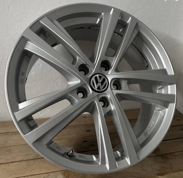 Vw 17es alufelni 5x112 Golf Passat Caddy Tiguan