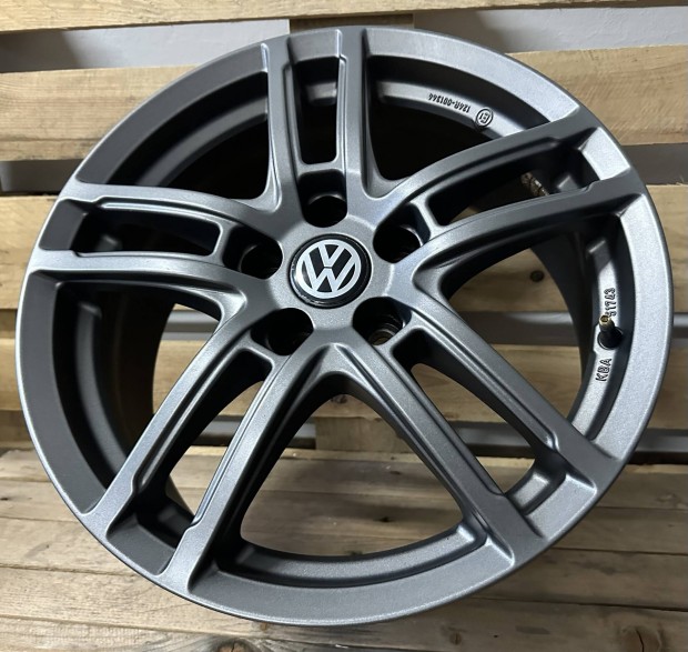 Vw 17es alufelni 5x112 Golf Passat Touran Jetta Caddy Passat