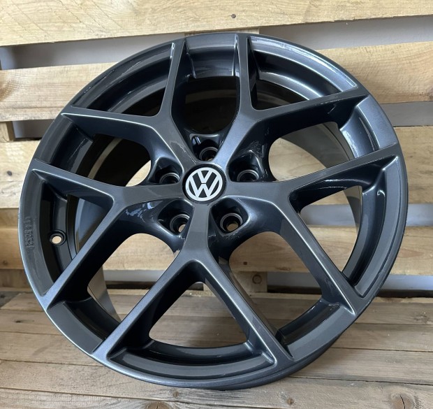 Vw 17es alufelni 5x112 Golf Touran Jetta Caddy Passat