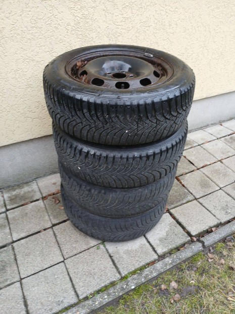 Vw 4db lemez R15 felni 5x100 2db gumi j llapotban