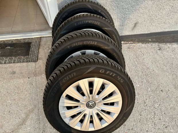 Vw 5X112 N�gy�vszakos 195/65R15 felni szett.Dot 24!2000km-t futott!