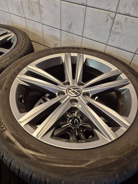 Vw Arteon (Sebring) Ny�ri ker�k garnit�ra elad�!