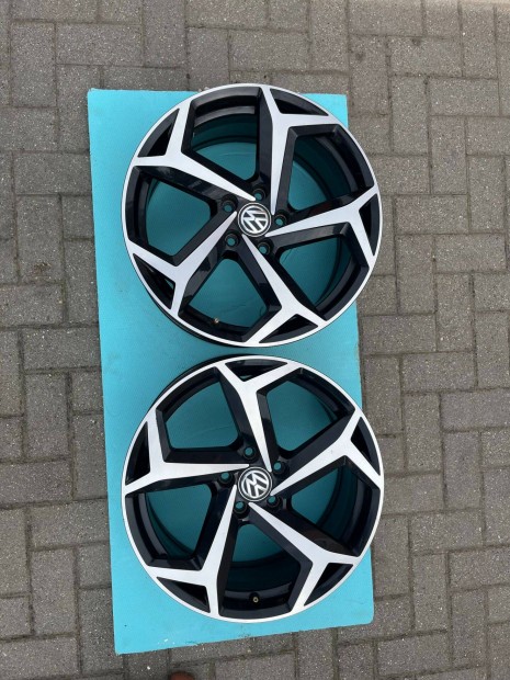 Vw Bonneville 18" Gyári Passat B8 alufelni