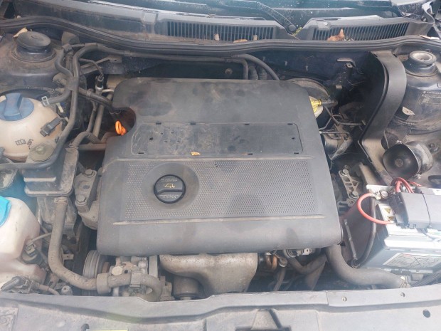 Vw Bora 1.6 v�lt�