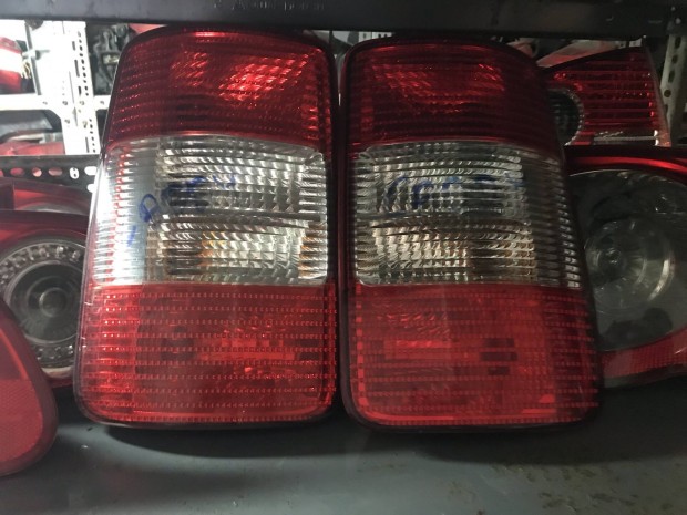 Vw Caddy hátsó lámpa