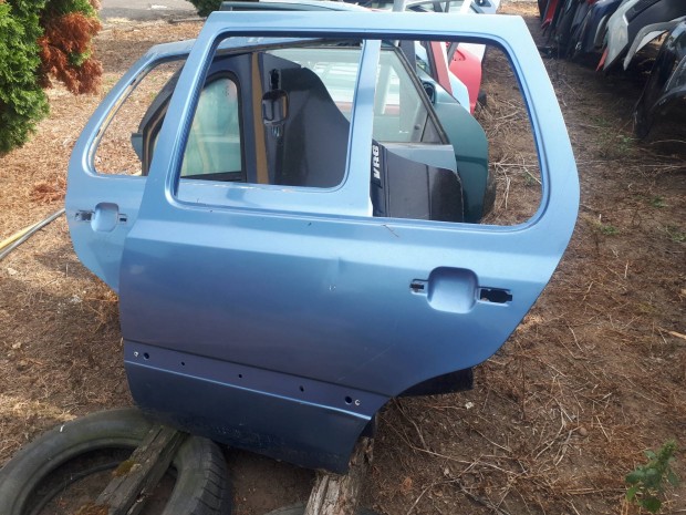 Vw Golf 3, 5 ajts    vilgoskk  hts oldalajt 