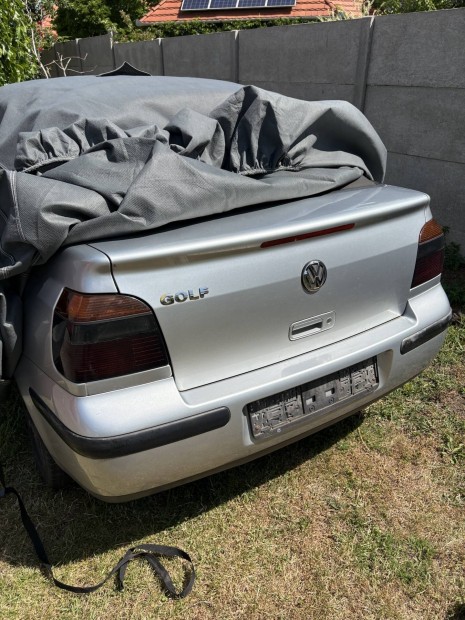 Vw Golf 4 cabrio csomagtér ajto