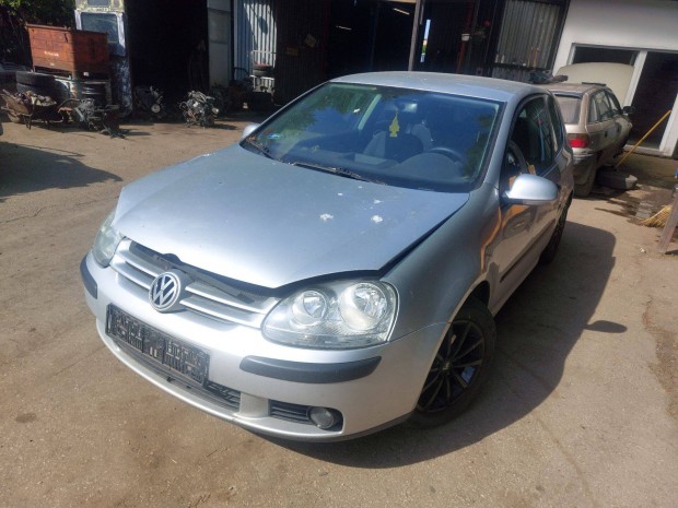 Vw Golf 5 1.4 alkatrészei