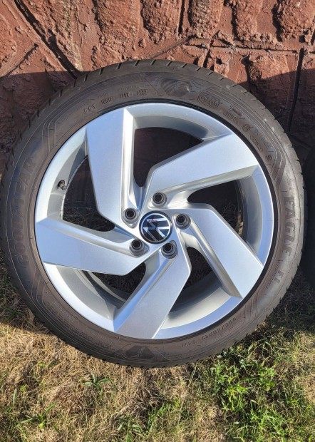 Vw Golf 7 Golf 8 gyri alufelni 17" + ers nyrigumik