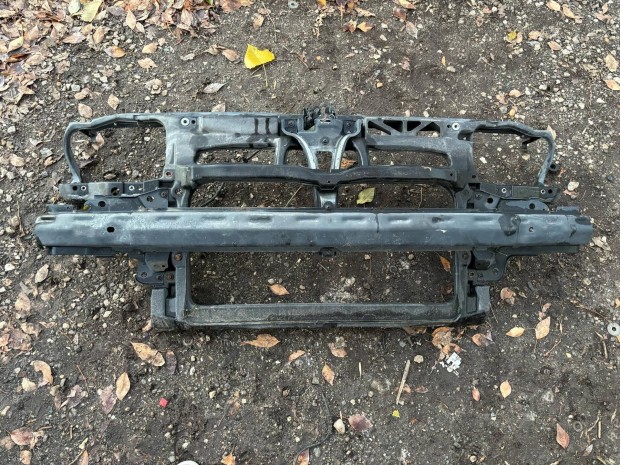 Vw Golf IV 4 Bora zrhd homlokfal 