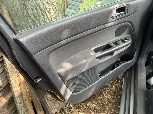 Vw Golf V 5 Plus krpit ajtkrpit 