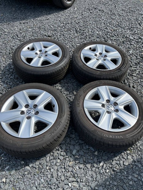 Vw Gy�ri lemezfelni/Struktur/ 205 55 16 Vredestein �jszer� ny�rigumi