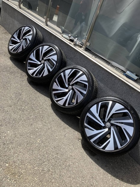 Vw ID4 21 col 5x112 gyári alufelni