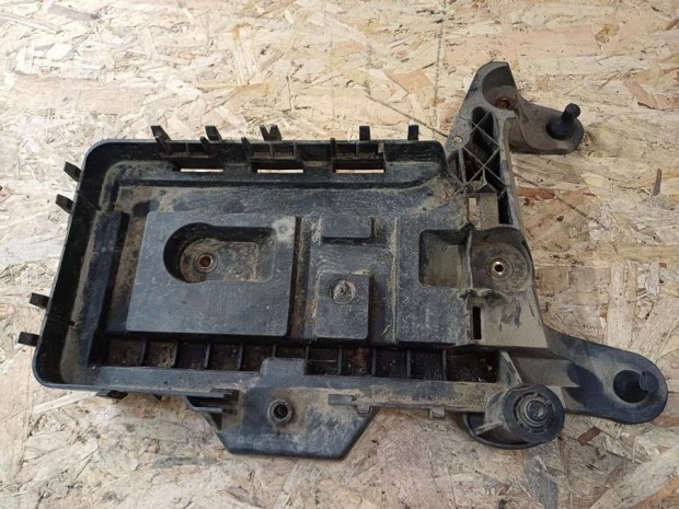 Vw Jetta (2005-2010) Akkumul�tor Tart�