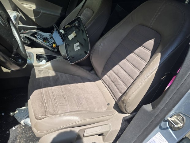 Vw Passat 2007-es BMR megmaradt alkatrészei