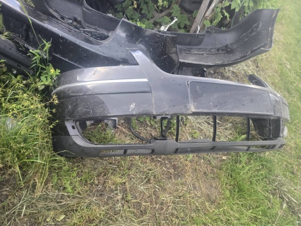 Vw Passat 5.5 első lökhárító 